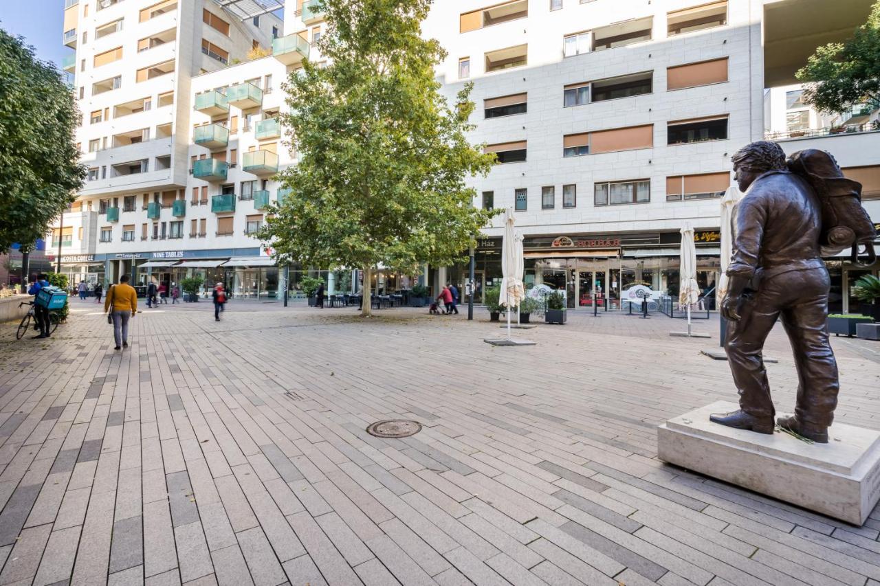 Cascade Corvin Apartment Budapest Exterior photo